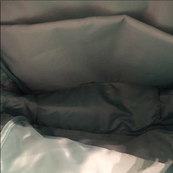 New Vera Bradley Laptop Backpack - Picture 5 of 6